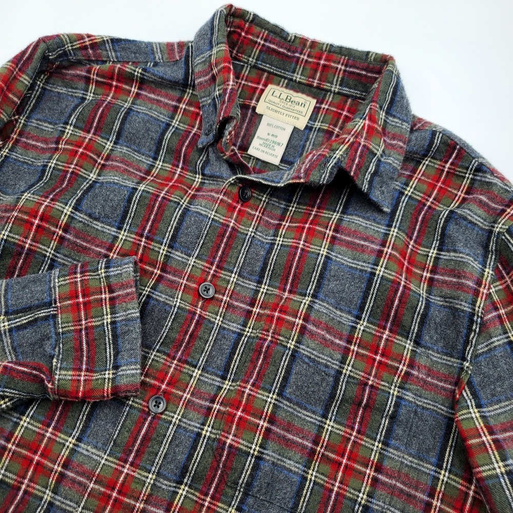LL Bean Mens Flannel Shirt Small Grey Red Plaid Cotton Slightly Fitted D298167